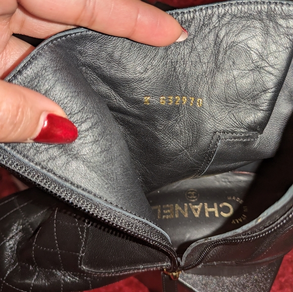 CHANEL 2017 LEATHER CRYSTAL EMBELLISHED QUILTED MOTO BOOTS IT 40.5 / US 10 - Picture 7 of 12